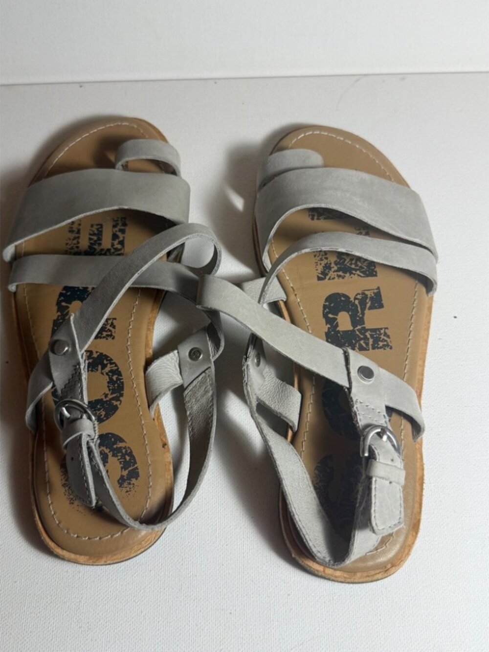 Sorel Ella Criss Cross Sandals Womens Size 8 Metallic Beige Leather NL3198-257